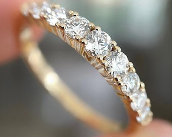 Zierlicher runder, im Labor gewachsener Diamant Versprechensring, Diamant in Klauen Zacken gefasst, Diamant Verlobungsring für Frauen, Ring in Gelb, Weiß, Roségold