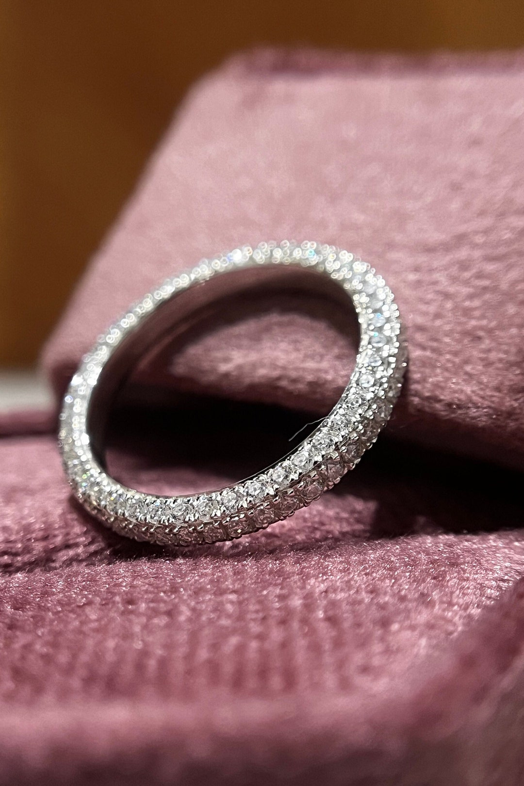 14k Solid Gold Full Eternity Band / Round Cut Moissanite Wedding Ring ...