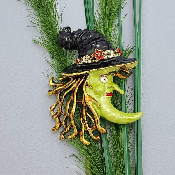 Enamel Halloween Witch Brooch, Large Green Witch Halloween  Style Brooch  Pin for Jacket Hat Scarf.