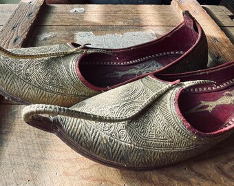 Moorish Leather Handmade Shoes, Vintage, Middle Eastern - Etsy display picture 3