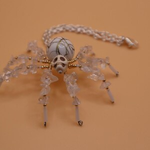 Protect car and driver with Quartz Crystal Spider easily hung from rear-view mirror | Clear vision & thinking for driver