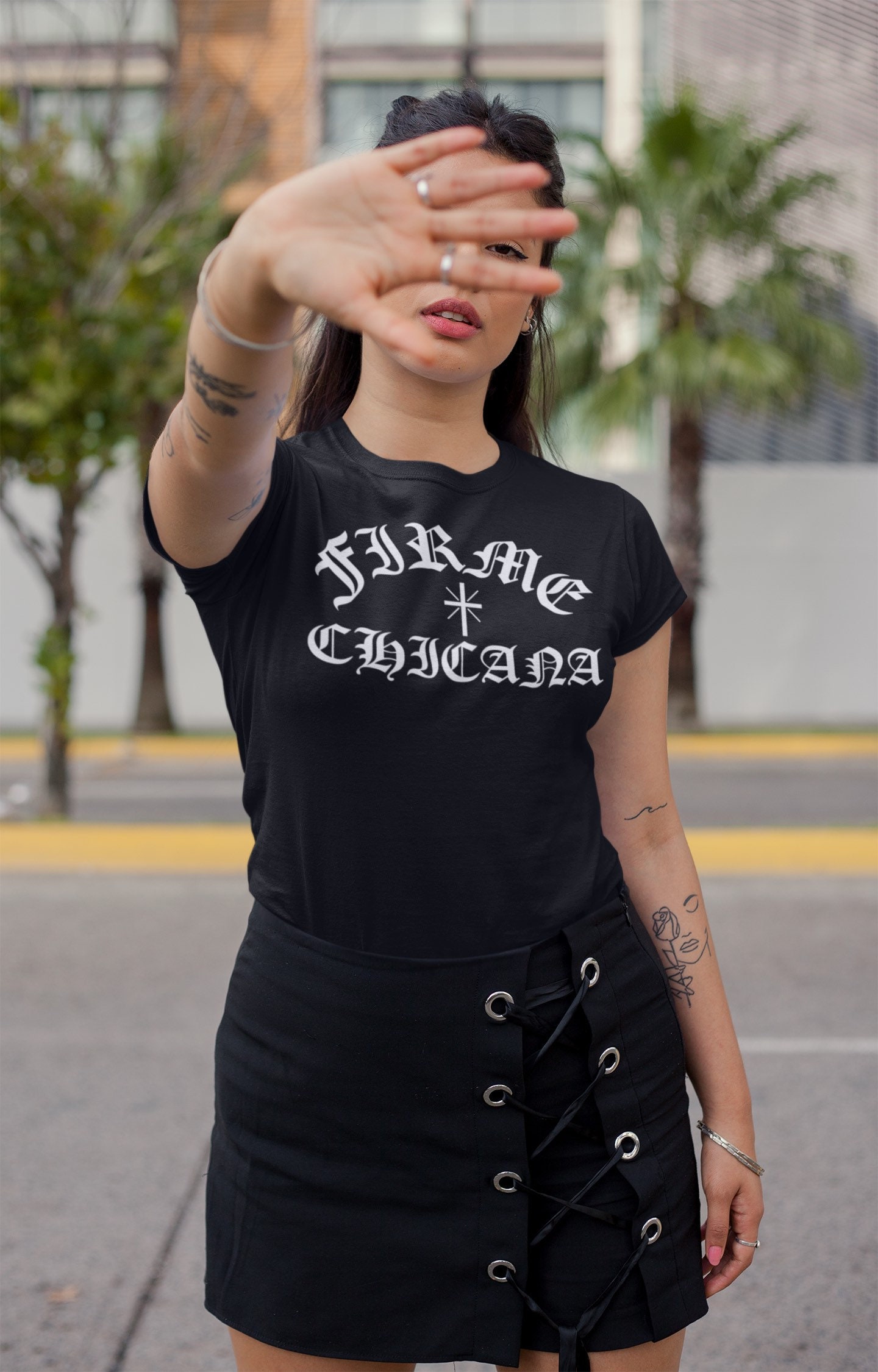Firme Chicana T-shirt Mexican Chingona Latina Chicana picture photo