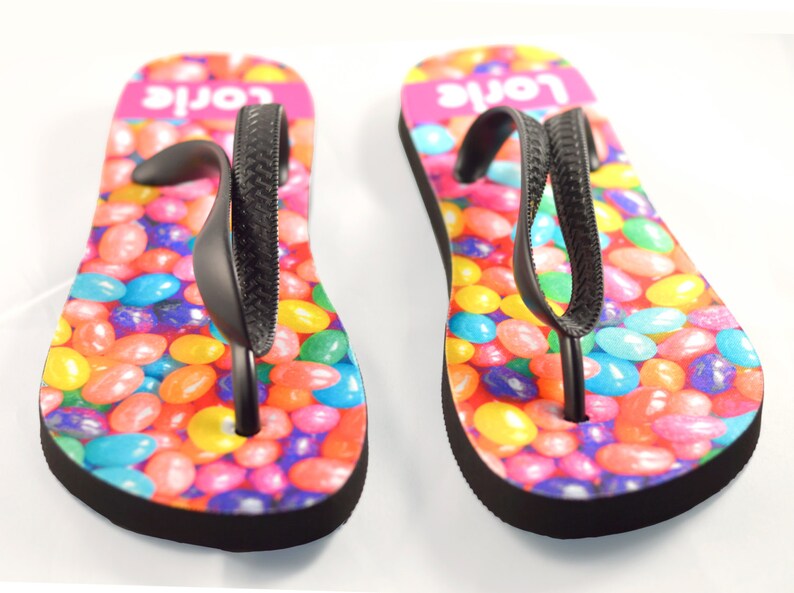 wide leg pants and sneakers outfit