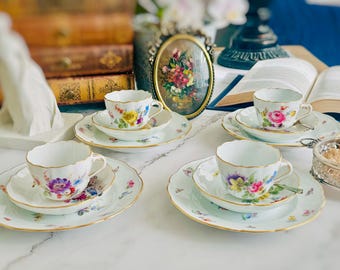 Meissen Teapot Floral Hand-painted: Crossed Swords Mark, Rosebud