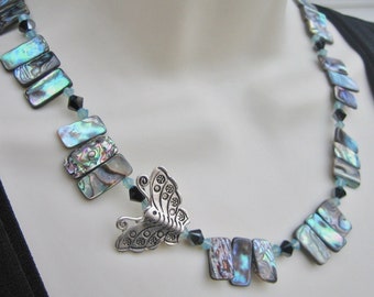 Tropical Beach Ocean Theme Shell Necklace, Butterfly Necklace, Shell Necklace, MARIPOSA