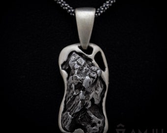 Campo del Cielo meteorite, pendant
