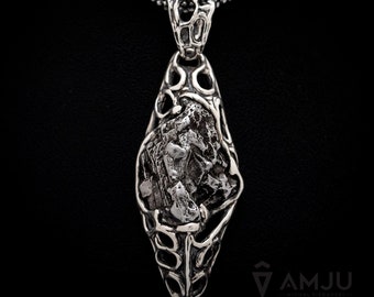 Campo del Cielo meteorite, pendant