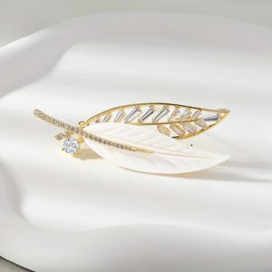 Luxurious 24K Gold Plated Brass Leaf & Shell Brooches, Zircons, Natural Shell Jewelry, Unique Women&#39;s Fashion Accessories Gifts