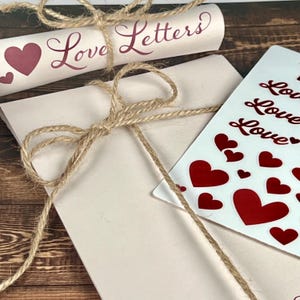 Liebesbriefe ~ Handgeschriebene Notiz an Deine Liebe | Liebesbriefrolle Leinen/Baumwolle Mandelpapier mit Liebesaufklebern | Valentinstag | Romantik