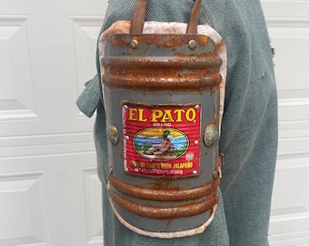 Steel shoulder armor with graphics