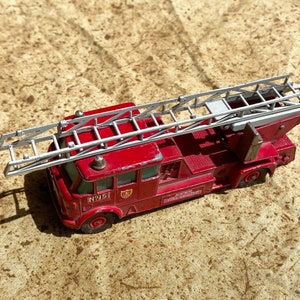 Matchbox Merryweather fire engine 15 image 1