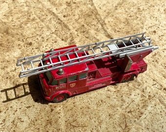 Matchbox Merryweather fire engine #15