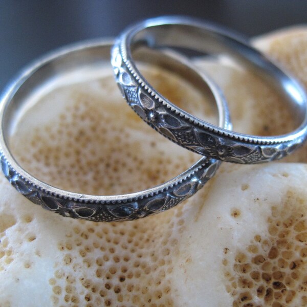 Sterling silver patterned wedding band, custom sized, classic, traditional unisex wedding ring, stacking ring, slim band - made to order