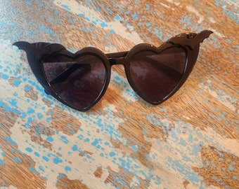 Vamp Bats Sunglasses
