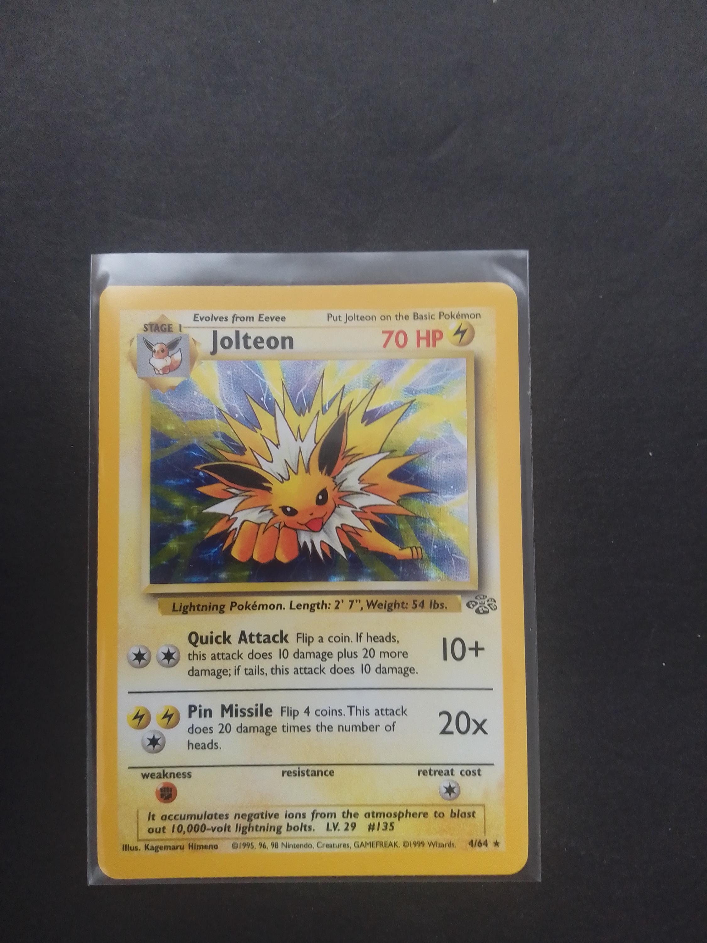 英語版初期　ポケモンカード　Jolteon holo 4/64 Jolteon 1st Edition Jungle Foil Holo # 4/64 Holographic LP