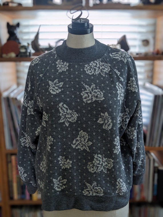 Vintage gray floral sweatshirt - M/L - image 4