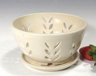 Berry bowl, ceramic colander bowl and coaster set for rinsing fruit