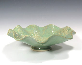 Fruit bowl with pedestal foot, textured pedestal bowl, centerpiece, green textured bowl