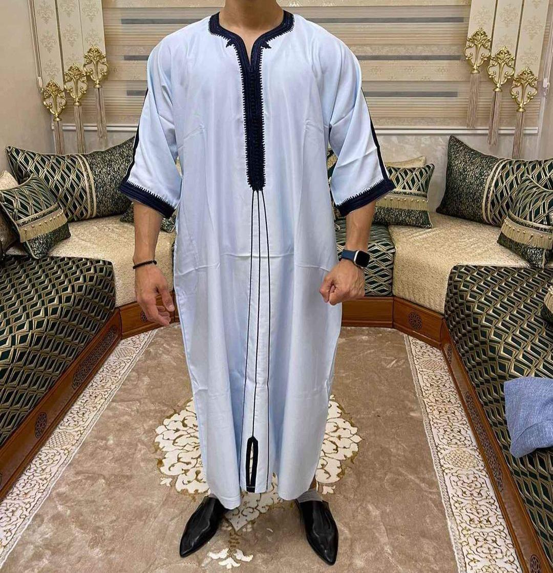 Caftan simple retailers et beau