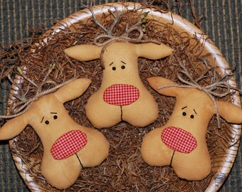 EPATTERN -- Primitive Christmas Reindeer Tucks Bowl Fillers Ornies