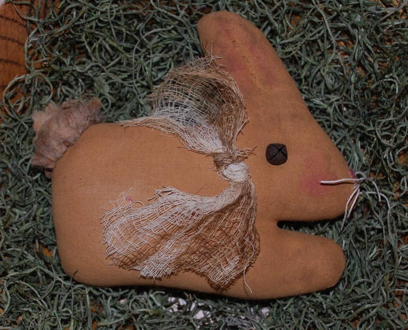 Primitive Digital Pattern EPATTERN Folk Art Primitive Primitive Bunny Rabbit Tucks image 3