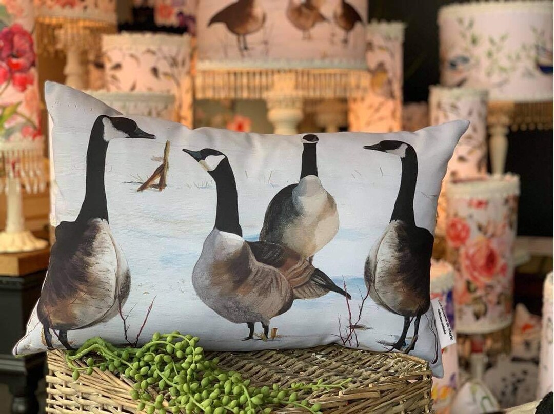 Cushion Birds Cushion Geese Cushion Cushion Bustard Cushion Hunter