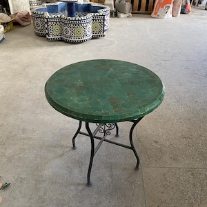 Handmade Zellij Tile Top ,  Emerald Green Outdoor Bistro Furniture , Round Mosaic Accent Table