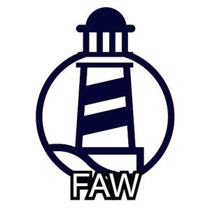 Puede incluir: Ilustración de un faro azul marino y blanco dentro de un círculo azul marino. El faro tiene rayas horizontales y una parte superior en forma de cúpula. Las letras "FAW" están debajo.