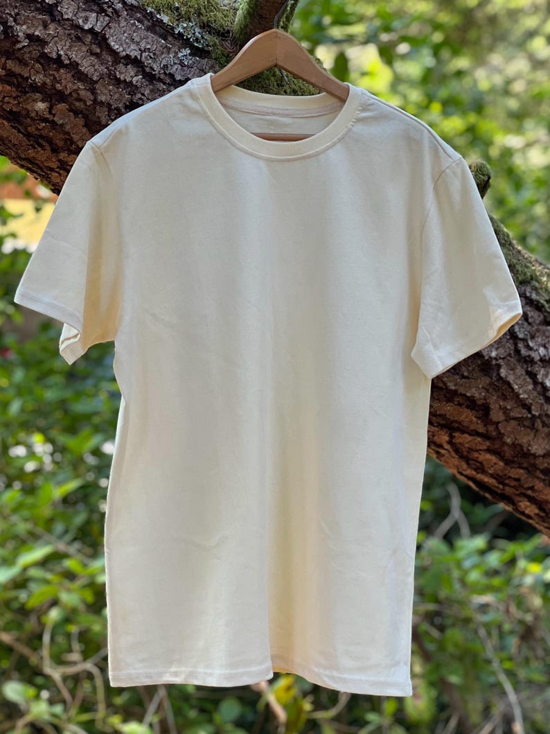 Thick Hemp T-Shirt: Organic Cotton Blend, Durable Fabric image 2