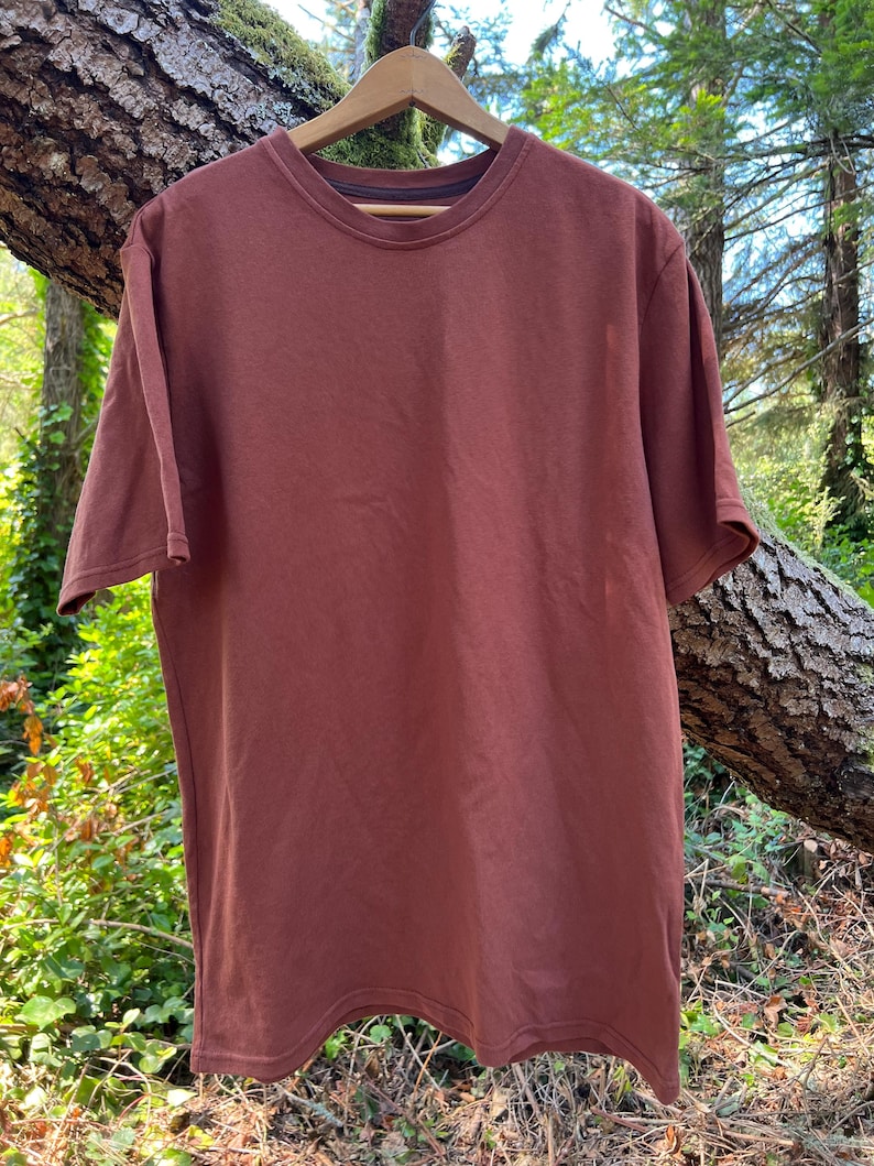 Thick Hemp T-Shirt: Organic Cotton Blend, Durable Fabric image 6