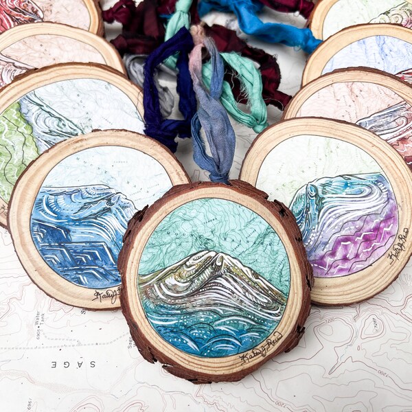 Mt Rainier Ornament, Mount Rainier Christmas tree ornament, hand painted wood slice, Washington mountain map art, Mt Rainier WA hiker