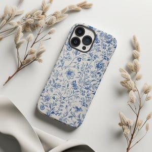 Toile de Jouy Blau Blumenmuster Handyhülle, Blumen Design, iPhone 15 14 13 12 11 Pro Max, Samsung S22 S21, Tough Case