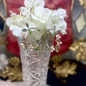 Lilygrace Hoop Bird Earrings with Handbeaded Flowers and Leaves Freshwater Pearls and Hand Hammered Brass Wire image 5