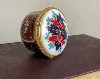 Royal Worcester Trinket Box - Prince Regent Pattern - The Connoisseur Collection - Made in England - Porcelain Ring Box - Gold Rim - Flowers