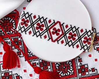 Armband met Oekraïense rocailles: verstelbaar, gerhodineerd