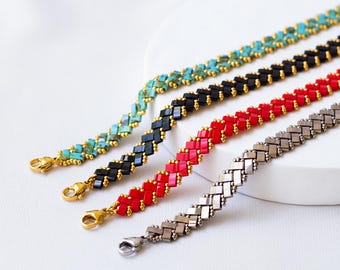 Pulsera de cuentas de semillas Miyuki: turquesa, rojo y negro - Joyería ajustable hecha a mano