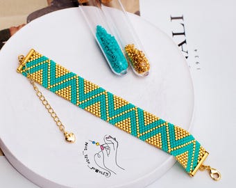 Pulsera de cuentas de semillas de oro y turquesa: joyería ajustable y llamativa