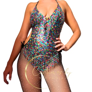 Déguisement de danseuse colorée à sequins arc-en-ciel pour les spectacles de danse, justaucorps de fille de spectacle à pampilles et perles multicolores pour la fierté