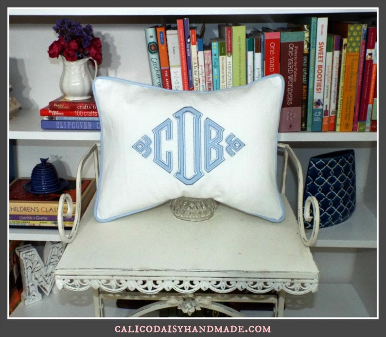 South Pointe Applique Monogrammed Pillow Cover 12 x 16 lumbar image 3