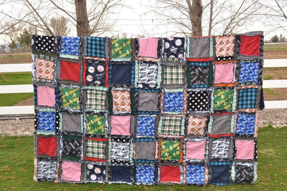 A Vision to Remember All Things Handmade Blog: What Rag Quilt
