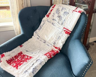Americana Patchwork Quilt Gift | Red White Blue Floral Patchwork Blanket | Year Round Throw to Twin Bed Blanket | Farmhouse Bedding Gift