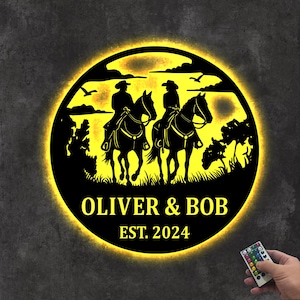 Cowboy Cowgirl Paar Metall Wand Kunst LED-Licht, benutzerdefinierte Familien Name Zeichen Wohnkultur Pferd Bauernhaus Scheune Kinderzimmer Dekoration Weihnachten