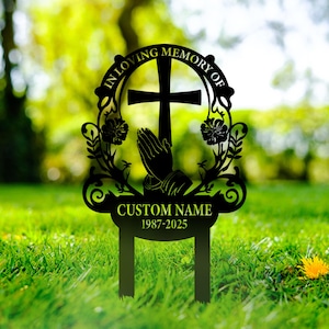 Cartello commemorativo personalizzato per giardino, lapide con croce e fiore, cartello di condoglianze, cartello commemorativo per giardino, cartello commemorativo, per la perdita del papà, cartello con mano in preghiera