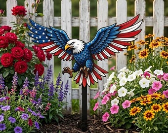 American Eagle Garden Stake, Patriotic Yard Art with Flag Wings, Outdoor Metal Decor, Lawn Ornament