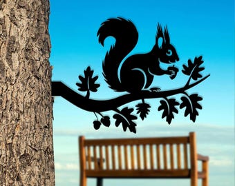 Placa de metal com esquilo em um galho, arte de parede com animais da floresta, decoração com animais em galho de árvore, placa de metal com tema florestal, decoração com esquilo em galho, presente para a mãe