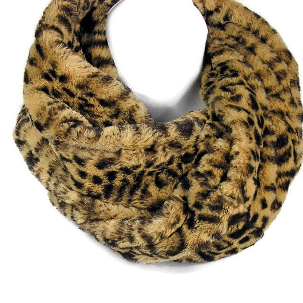Leopard Print Fur Scarves Faux Fur Leopard Print Cowl Leopard Vegan Fur Scarves Leopard Infinity Scarves Chunky Fur Scarves Fake Fur Scarves