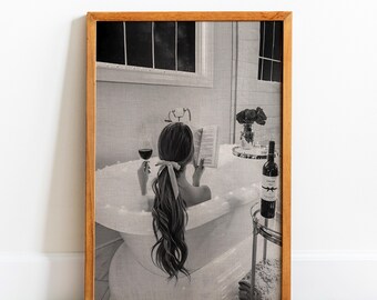 Feministische kunstafdruk: vrouw in wijnbad - zwart-wit canvas