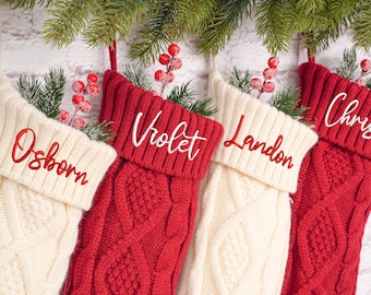 Gepersonaliseerde geborduurde kerstsok: op maat gebreid familiedecor