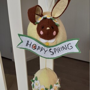 PDF E pattern to make an Easter Egg Bunny