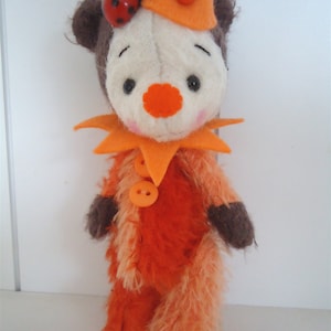 Daantje a  5 inch clown bear PDF E-pattern by Cat Maessen